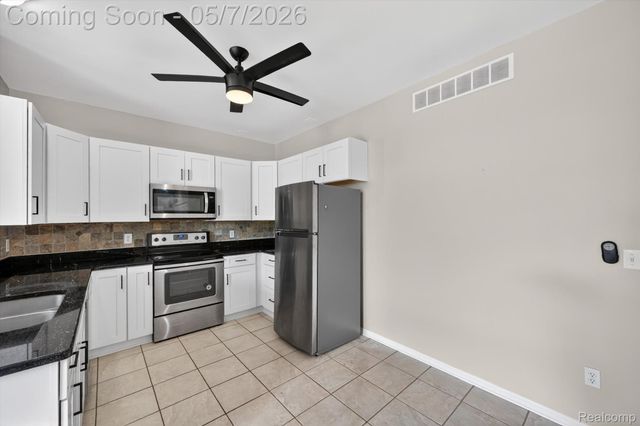 43027 Strand Drive, Sterling Heights, MI 48313