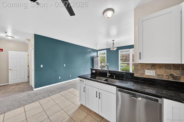 43027 Strand Drive, Sterling Heights, MI 48313