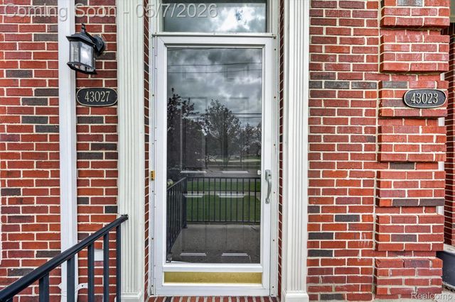 43027 Strand Drive, Sterling Heights, MI 48313