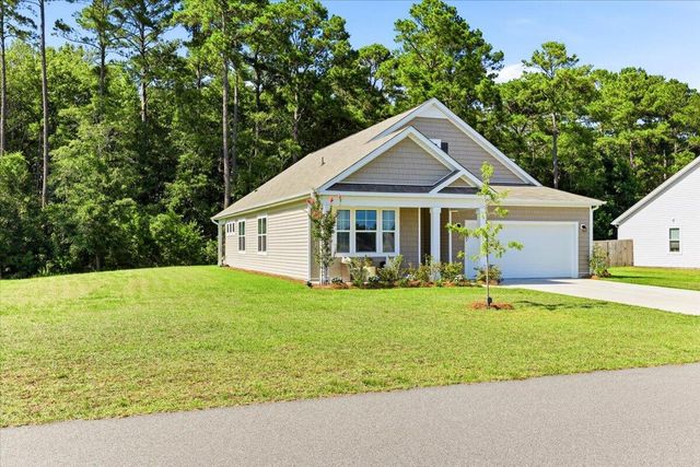 1022 Wading Point Boulevard, Huger, SC 29450