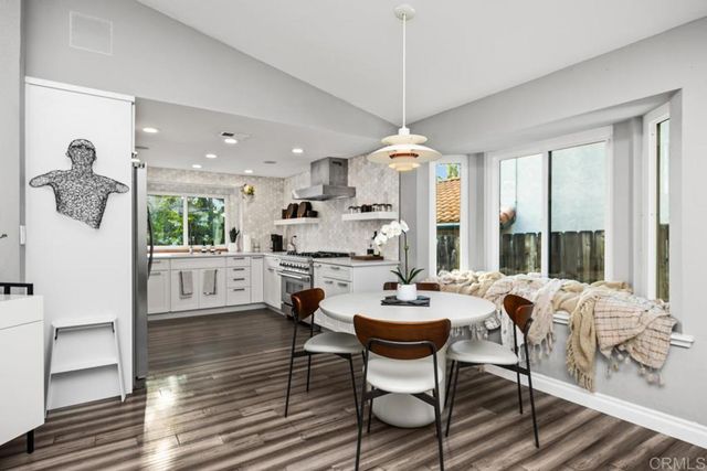 155 Paseo Marguerita, Vista, CA 92084