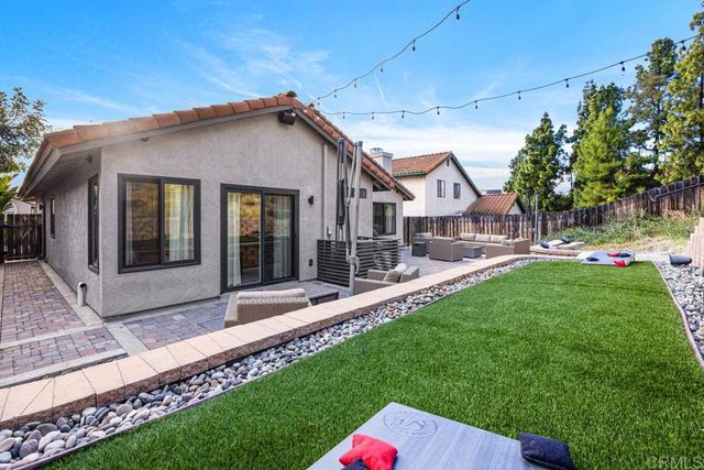155 Paseo Marguerita, Vista, CA 92084