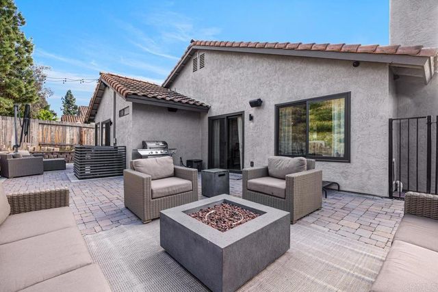 155 Paseo Marguerita, Vista, CA 92084