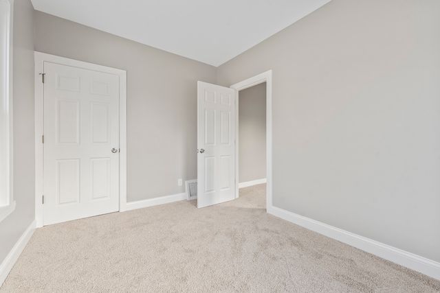 418 W Illinois Avenue, Aurora, IL 60506