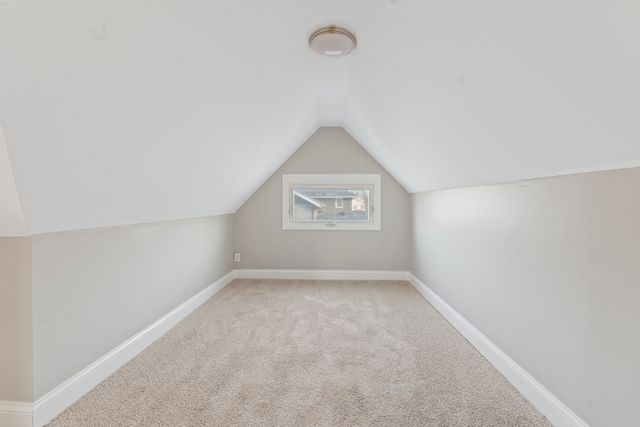 418 W Illinois Avenue, Aurora, IL 60506