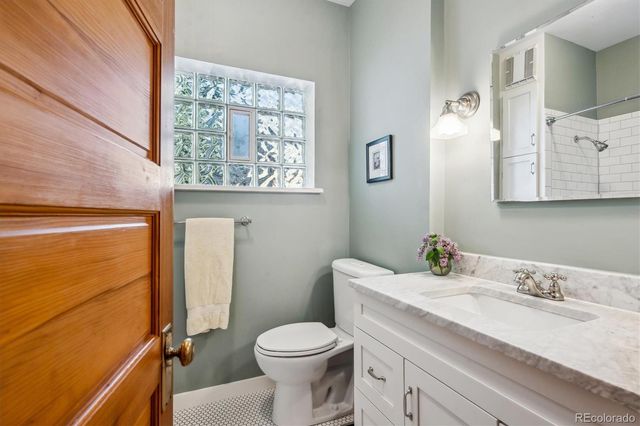 3051 W 39th Avenue, Denver, CO 80211