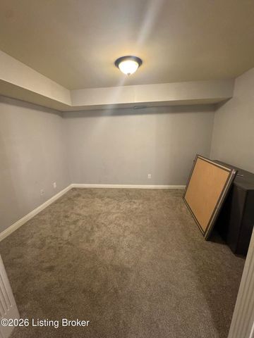 8907 Riley Ave, Louisville, KY 40242