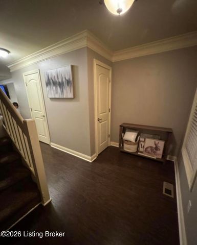 8907 Riley Ave, Louisville, KY 40242
