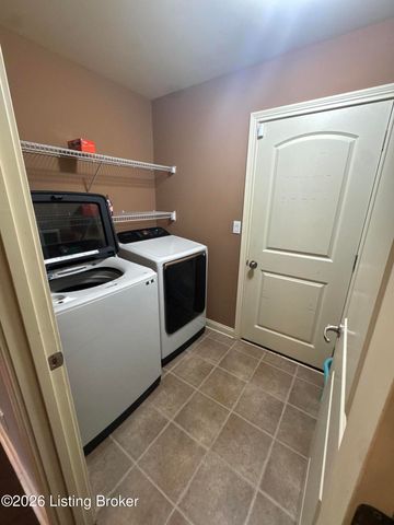 8907 Riley Ave, Louisville, KY 40242