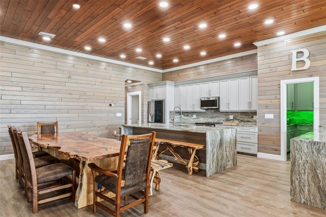 1023 MELLATHON CIRCLE, Leesburg, FL 34748
