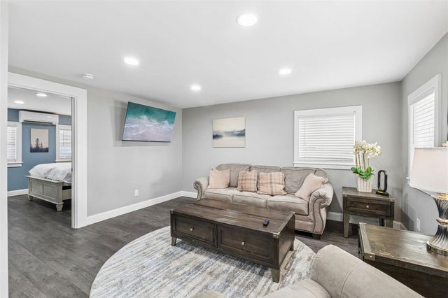 1023 MELLATHON CIRCLE, Leesburg, FL 34748