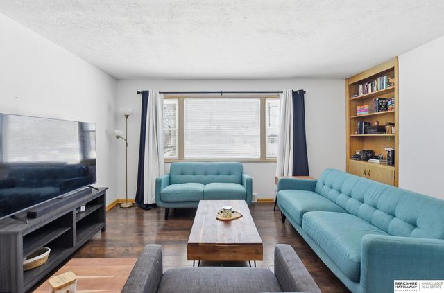 1310 N 67th Street, Lincoln, NE 68505