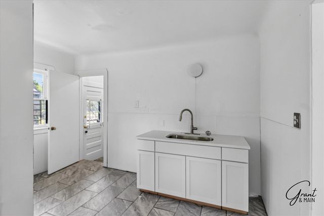 14611 Sussex Street, Detroit, MI 48227