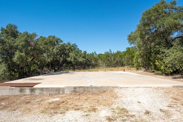840 Forest View DR, Blanco, TX 78606