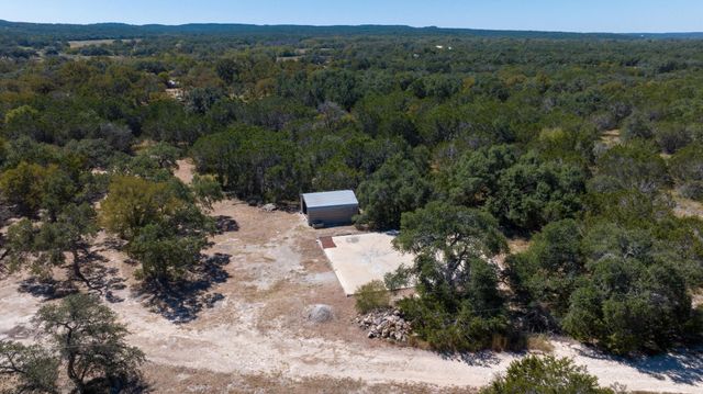 840 Forest View DR, Blanco, TX 78606