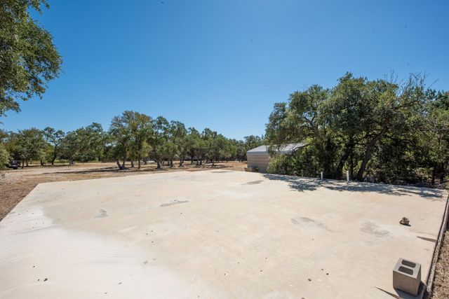 840 Forest View DR, Blanco, TX 78606