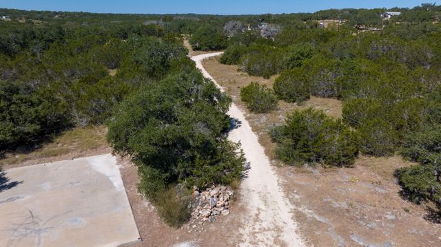 840 Forest View DR, Blanco, TX 78606