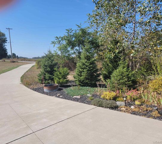 1577 Benner Highway, Clayton, MI 49235