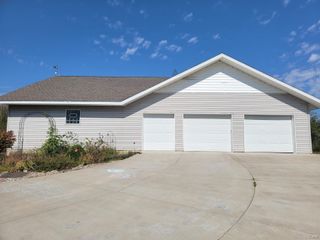 1577 Benner Highway, Clayton, MI 49235