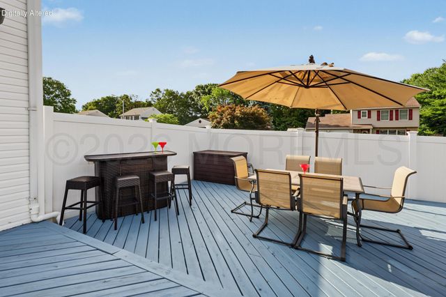 30 Albatross Drive, Howell, NJ 07731