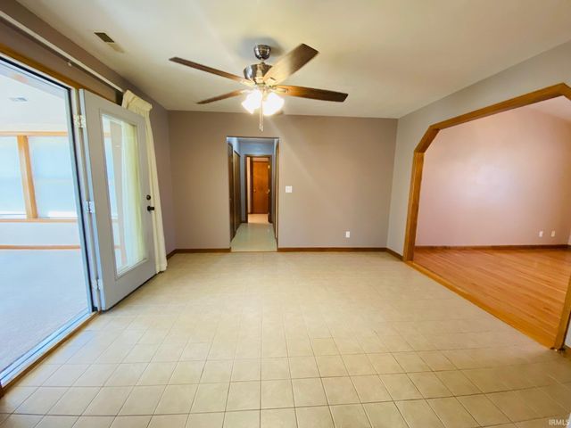 4422 Obing Strasse, Jasper, IN 47546