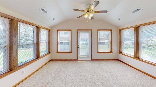 4422 Obing Strasse, Jasper, IN 47546