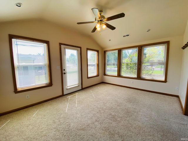 4422 Obing Strasse, Jasper, IN 47546