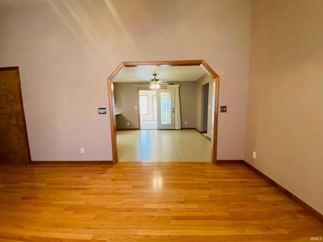 4422 Obing Strasse, Jasper, IN 47546