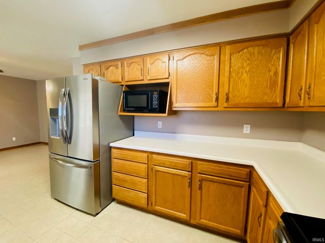 4422 Obing Strasse, Jasper, IN 47546