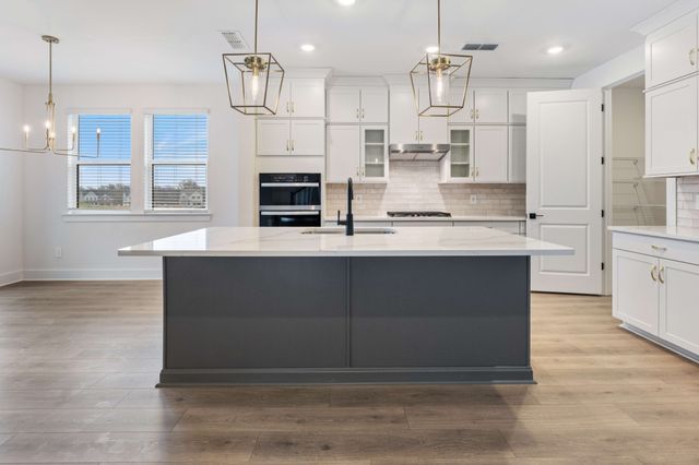 2112 Riley Park Dr, Franklin, TN 37064