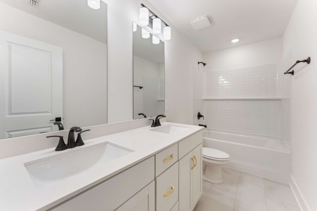 2112 Riley Park Dr, Franklin, TN 37064