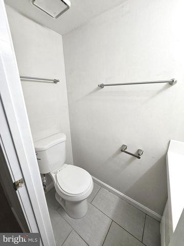 3915 QUEENS LACE ST, Baltimore, MD 21208