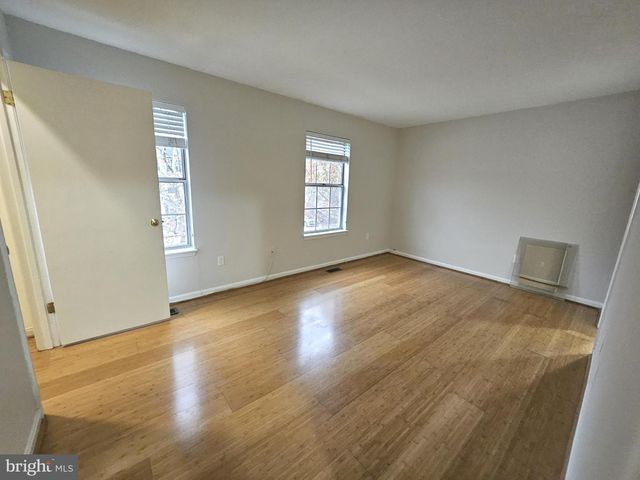 3915 QUEENS LACE ST, Baltimore, MD 21208