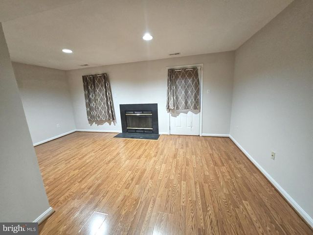 3915 QUEENS LACE ST, Baltimore, MD 21208