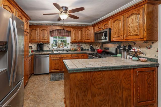 328 Oakgrove Road, Asheboro, NC 27205