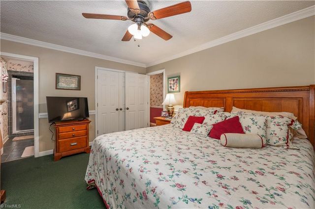 328 Oakgrove Road, Asheboro, NC 27205