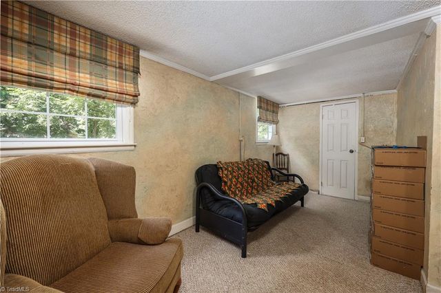 328 Oakgrove Road, Asheboro, NC 27205