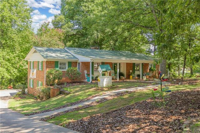 328 Oakgrove Road, Asheboro, NC 27205