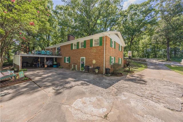 328 Oakgrove Road, Asheboro, NC 27205