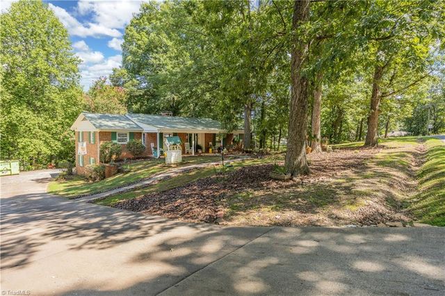 328 Oakgrove Road, Asheboro, NC 27205