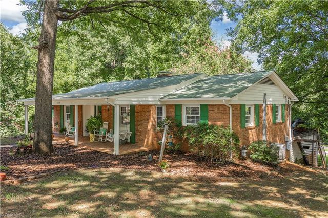 328 Oakgrove Road, Asheboro, NC 27205