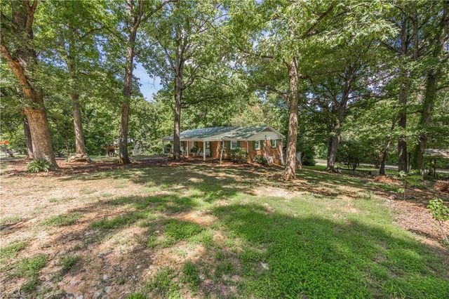 328 Oakgrove Road, Asheboro, NC 27205