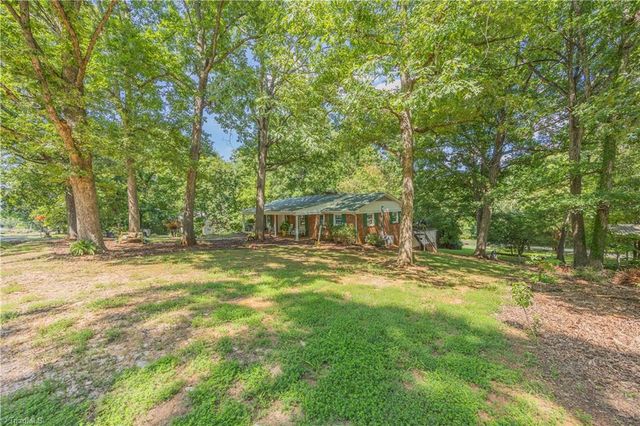 328 Oakgrove Road, Asheboro, NC 27205