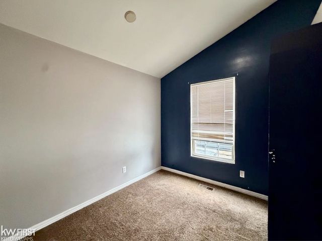 1329 E Decamp Street, Burton, MI 48529