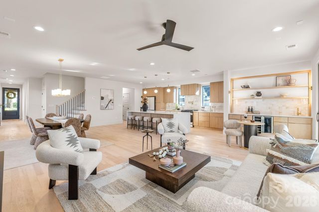 1637 Umstead Street, Charlotte, NC 28205