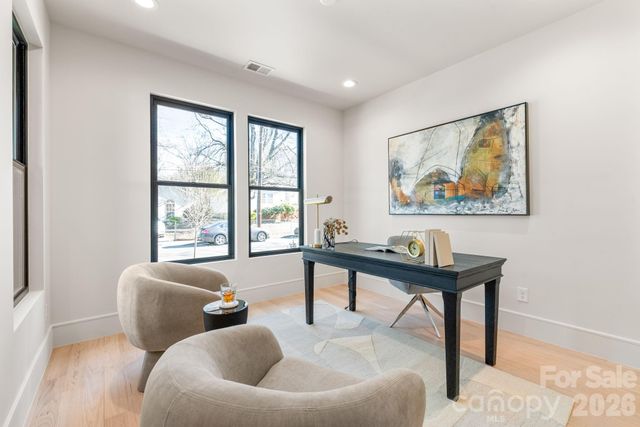 1637 Umstead Street, Charlotte, NC 28205