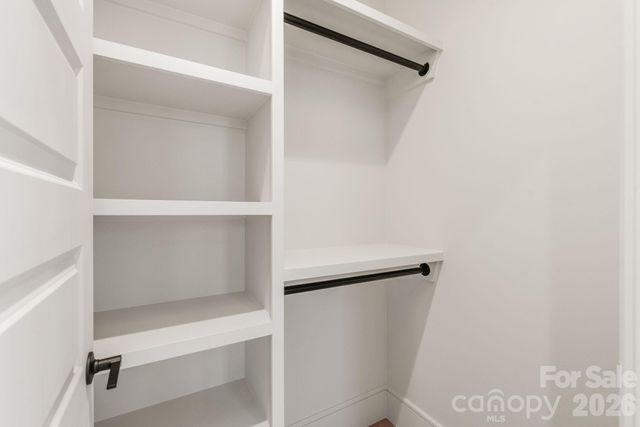 1637 Umstead Street, Charlotte, NC 28205