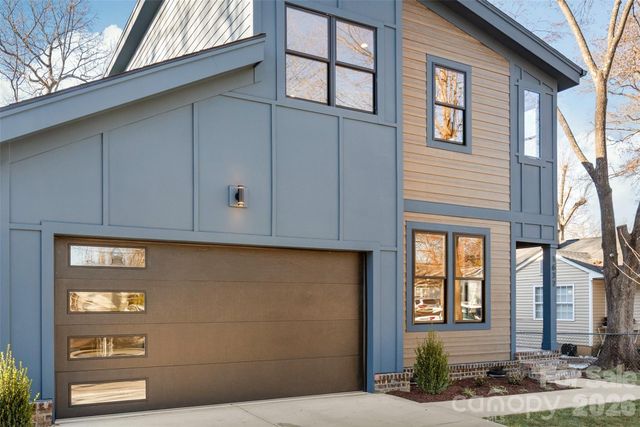 1637 Umstead Street, Charlotte, NC 28205