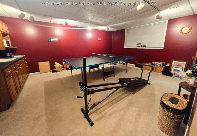 100 Deerfield Lane, Cottageville, WV 25239