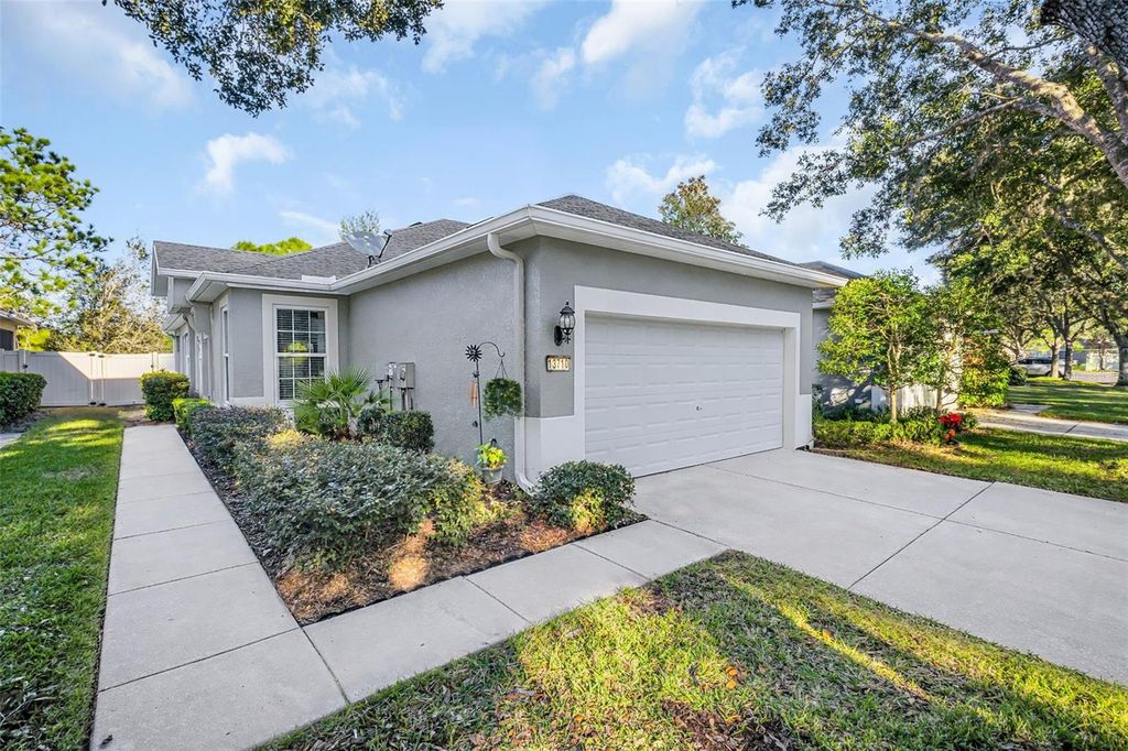 13710 CREST LAKE DRIVE, Hudson, FL 34669